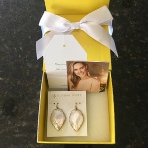 Kendra Scott Corley Mother Of Pearl